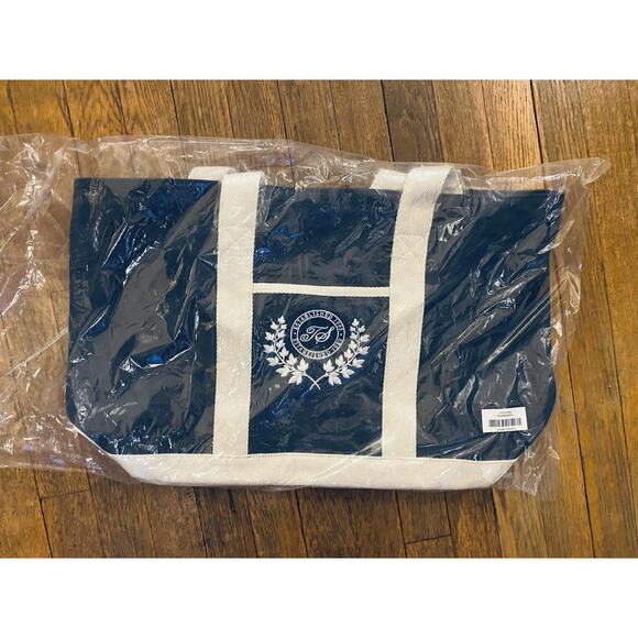 SHIPS IN 24 HRS Taylor Swift TS Crest Est. 1989 Navy Blue Beach Bag Tote New - Picture 4 of 10